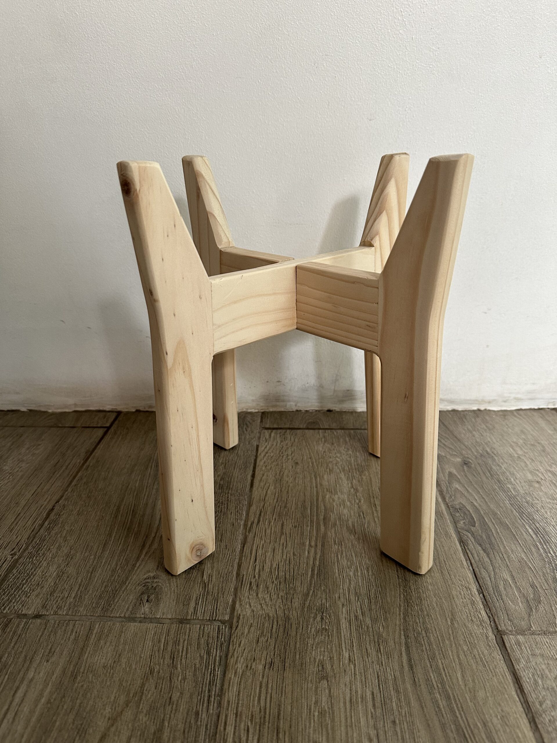 Pedestal S